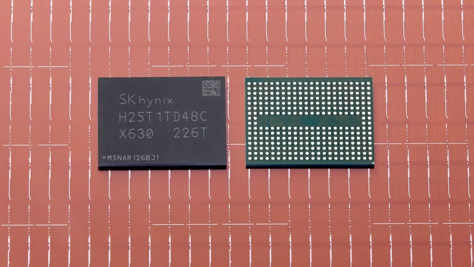 SK Hynix'ten Yeni Nesil NAND Flash: 375 Katmana Ulaşıldı, Malzeme Engeline Karşı Yeni Adımlar Atılıyor