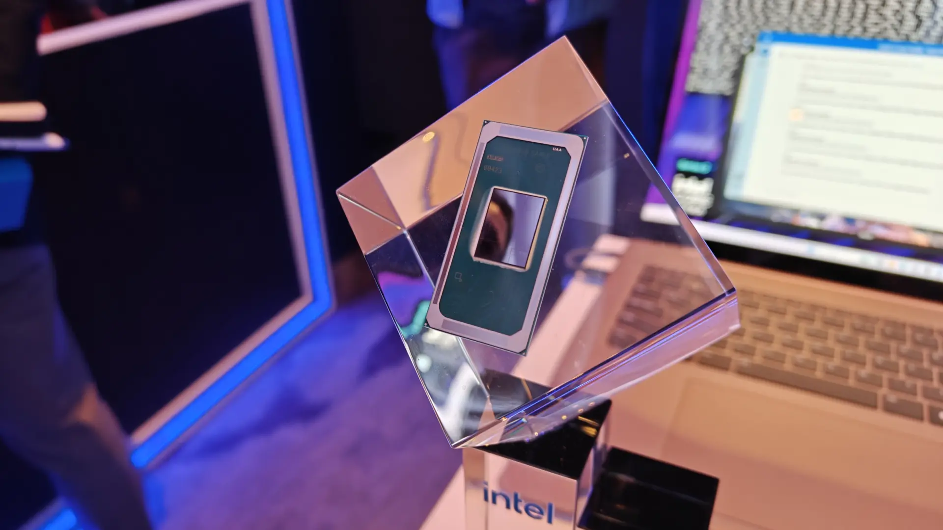 Intel'den Yeni Hamle: 18A-P Üretim Süreci Risk Aşamasında - Performans ve Verimlilikte Büyük Sıçrama Bekleniyor