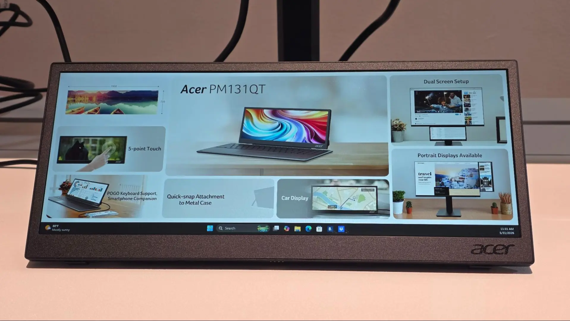 Acer'dan Yenilikçi Dokunmatik Taşınabilir Monitör: PM131QT, Araç İçi Kullanımdan Evdeki Masaüstüne Her Yerde!