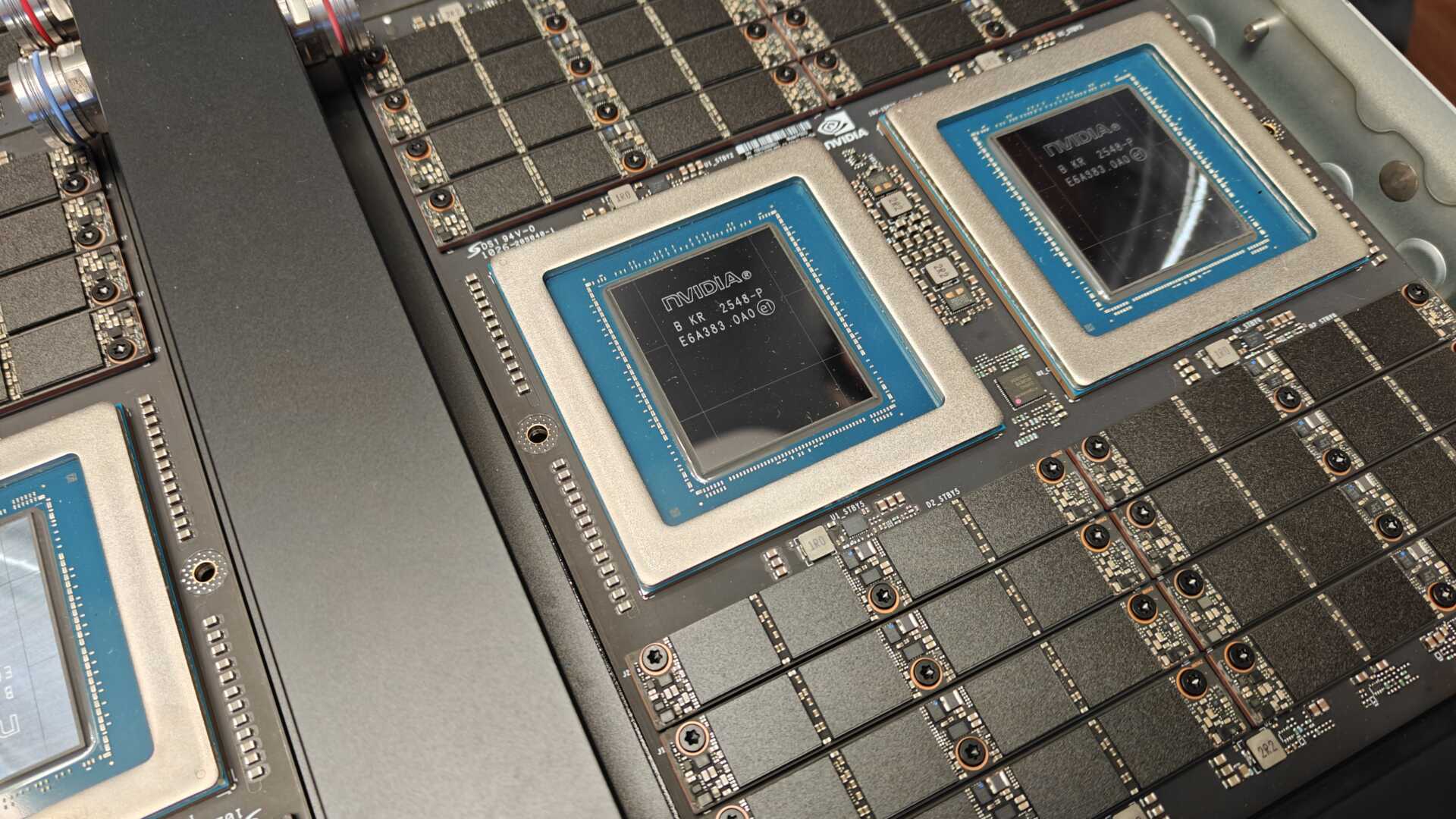 Nvidia'dan Kritik Hamle: Grace Sunucuları Yüz Binleri Buldu, Odak CPU'lara Kayıyor!