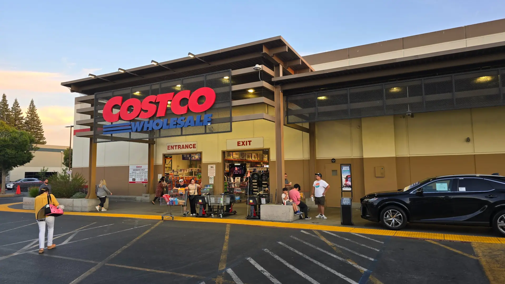 Neredeyse Bedavaya Oyuncu Bilgisayarı Kaptı: Costco'da Tavuk Alırken Efsane Fırsat!
