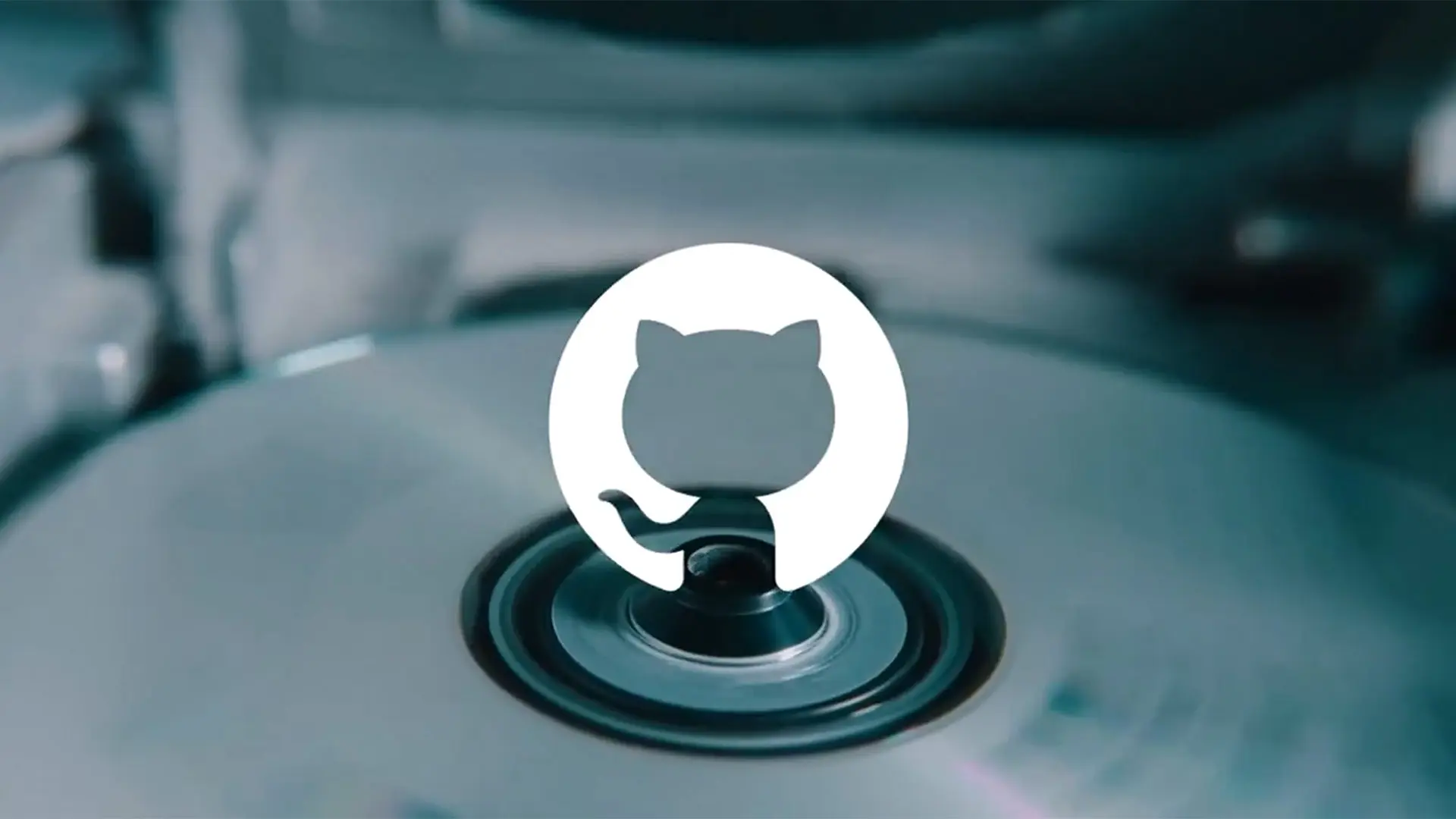 GitHub'dan Fiziksel Medya İsyanı: Dijitalleşmeye CD-ROM Cevabı
