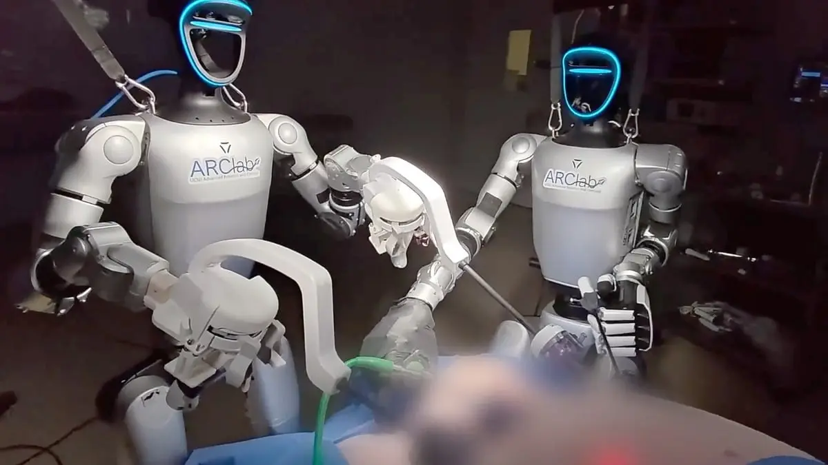 İnsanoid Robotlar Canlı Hayvanlarda Ameliyat Gerçekleştirdi: Uzay Yolculuklarına Işık Tutabilir!