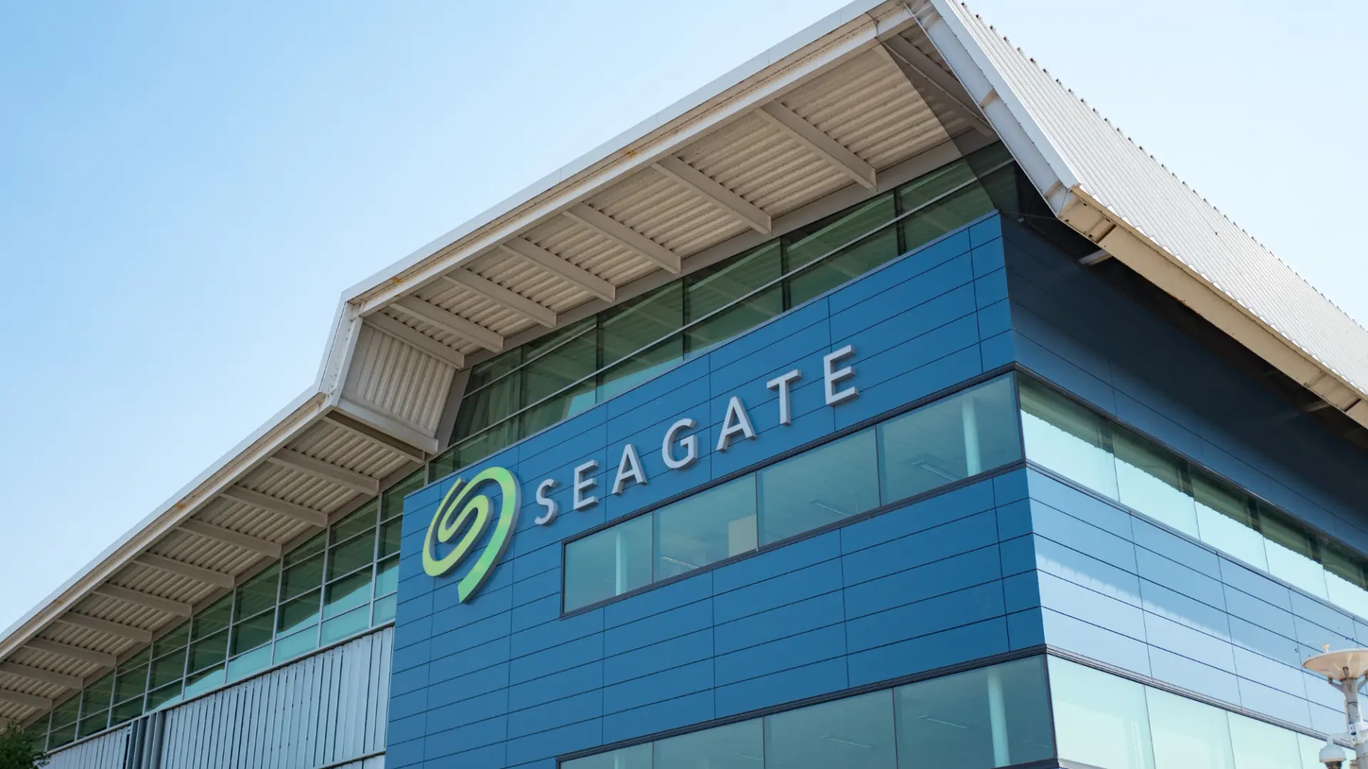 Seagate'ten Dev Sıçrama: 50TB Sabit Diskler 2027'de Geliyor, 2028'e Kadar Tamamen Satılmış Durumda!