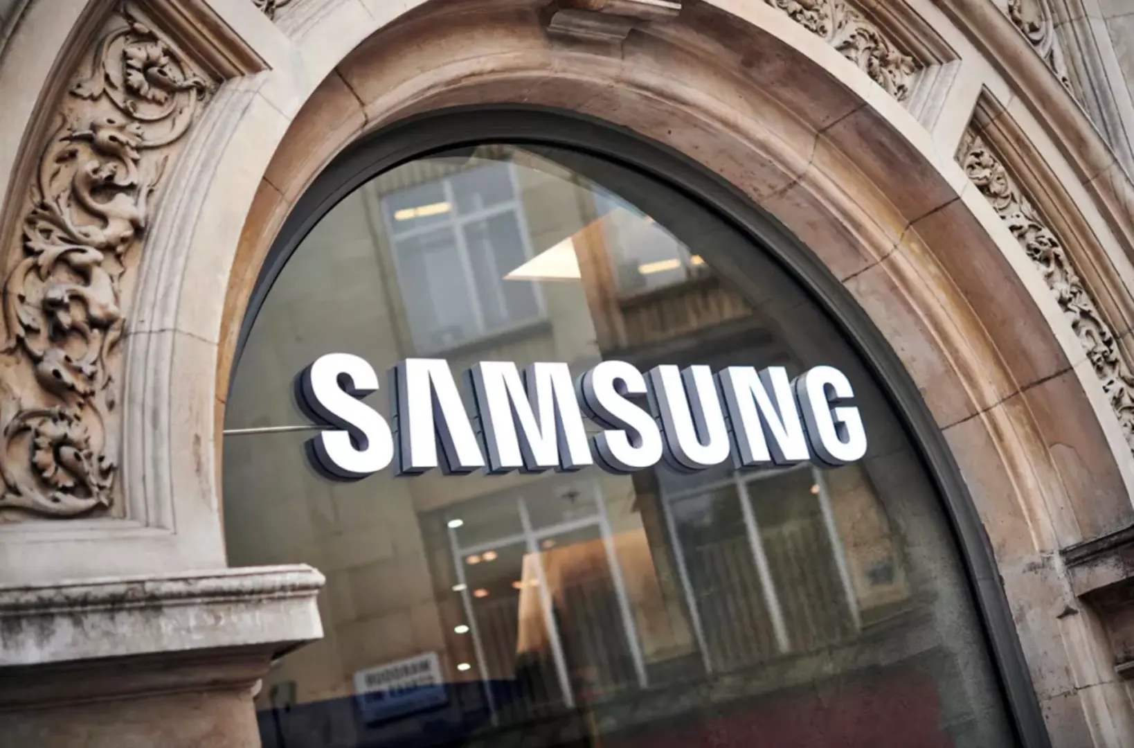 Samsung'un Mobil Birimi Tarihinde İlk Kez Zarar Açıklamaya Hazırlanıyor: Note 7 Krizini Bile Atlatmıştı