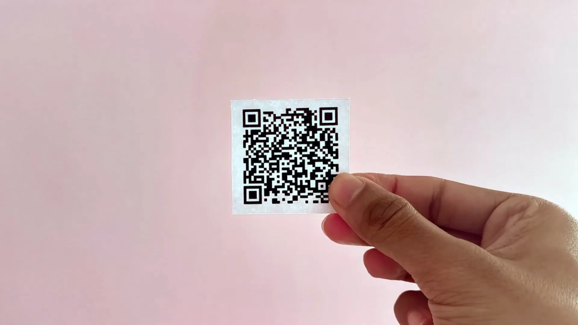 Bir Şarkıyı 1000 Kat Sıkıştırıp Kağıda QR Kod Olarak Basmak: Teknoloji İle Müzik Saklama Sanatı
