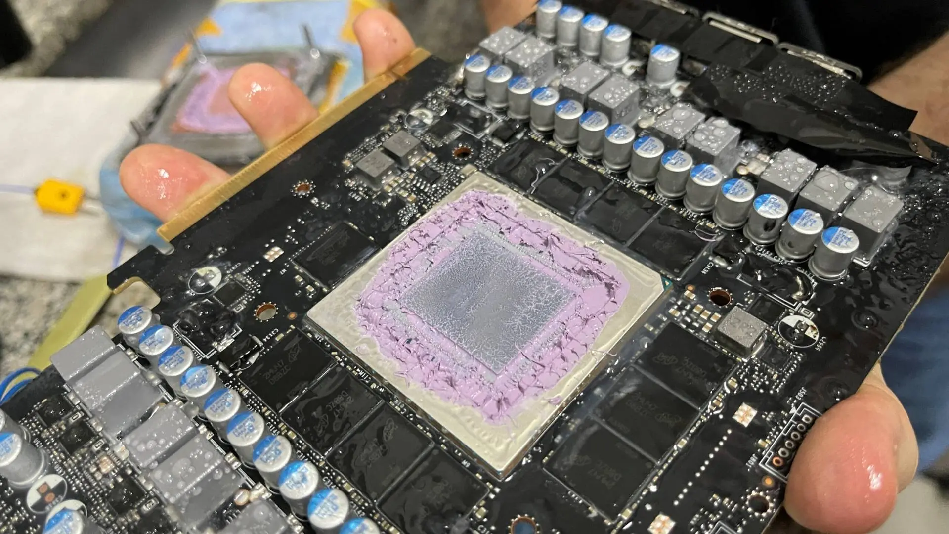 Gigabyte'tan VRAM Sorununa Garanti Reddi: RTX 4090 Kartı Yetersiz Testlerle Geri Gönderildi