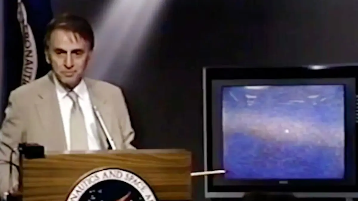 Voyager 1'in 36 Yıl Önce Çektiği O 'Soluk Mavi Nokta': Bugün Neden Daha Anlamlı?
