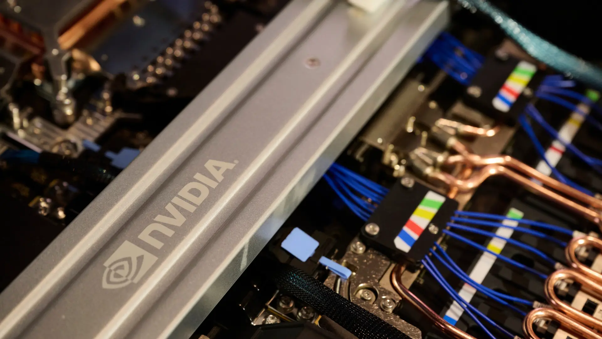 Elon Musk'tan Dev Teknoloji Hamlesi: SpaceX ve xAI Sadece Nvidia'nın En İyilerini Kullanacak, Uzaya da Gidiyor!