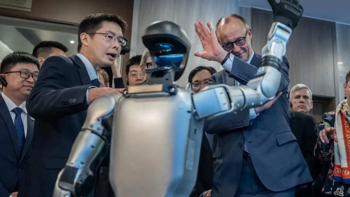 Unitree'nin Kurucusunun Maliyet Odaklı Takıntısı: İnsansı Robotların Uygun Fiyatlı Lideri