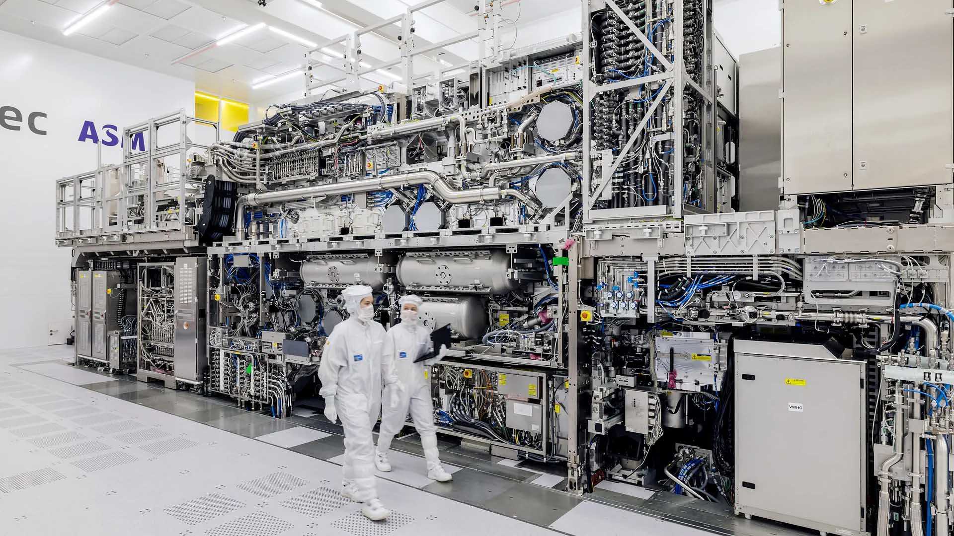 Samsung ve SK Hynix'in Kâr Hırsı ASML'yi de Etkiledi: Fiyatlara Zam Geliyor!