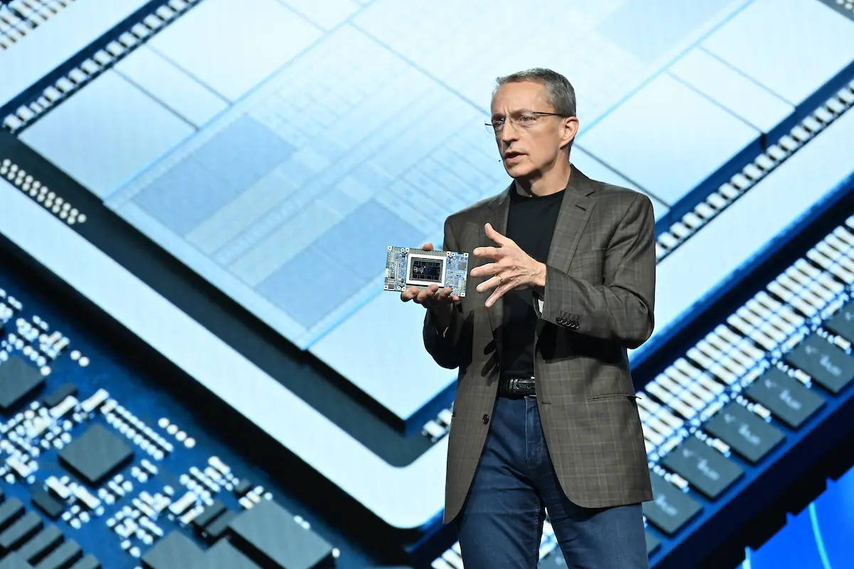 Eski Intel CEO'su, Yapay Zeka Çipleri İçin Devrim Yaratacak Yeni Hafıza Teknolojisine Destek Verdi!